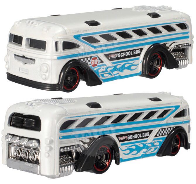 Surfin’ School Bus - 2014 Hw City toy car collectible - Main Image 2
