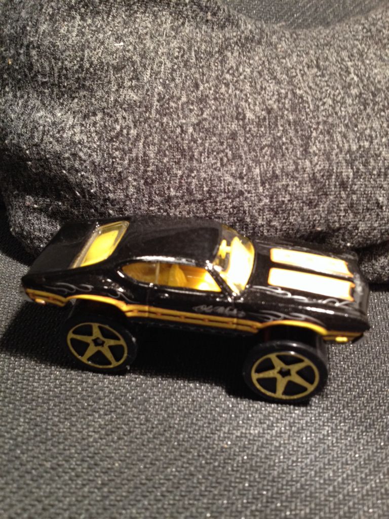 Hi-Rakers 06/105 - Hi-Rakers toy car collectible - Main Image 2