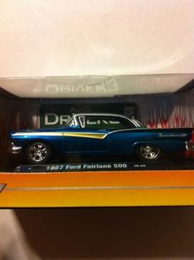 1957 Ford Fairlane 500 - Release 8 toy car collectible - Main Image 1
