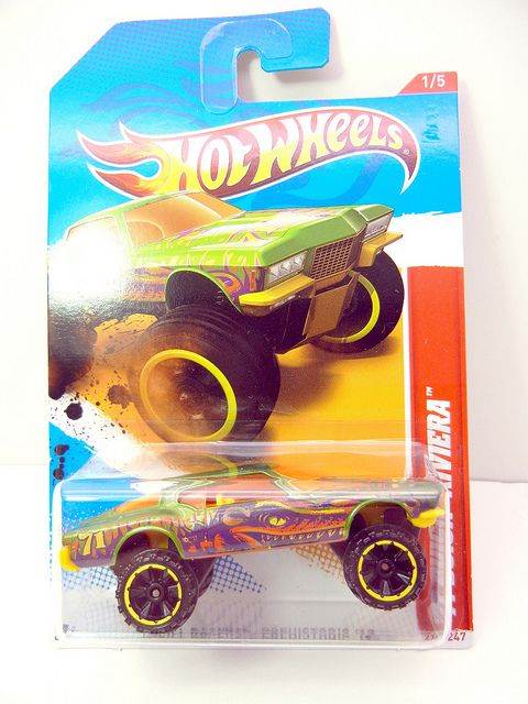 ’71 Buick Riviera - Thrill Racers - Prehistoric ’12 toy car collectible - Main Image 2