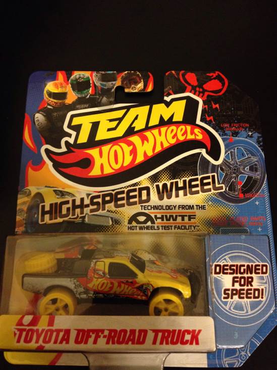 Toyota Off-Road Truck - Team Hot Wheels High-Performance toy car collectible - Main Image 2