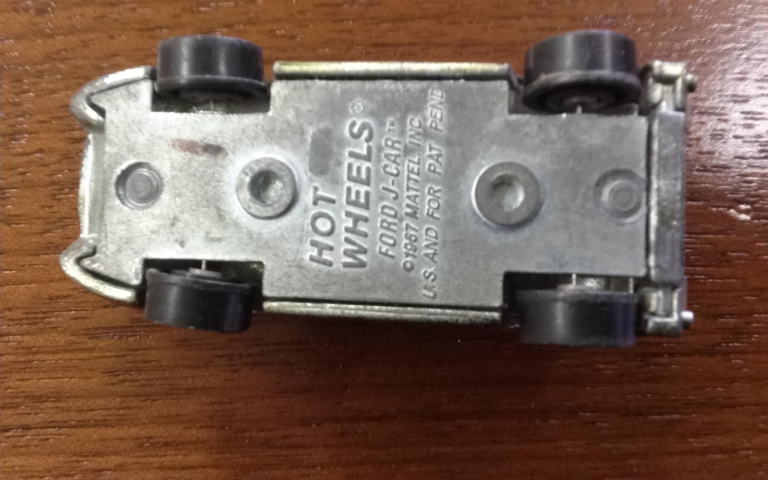 Ford J-Car - 1968 Original 16 toy car collectible - Main Image 2