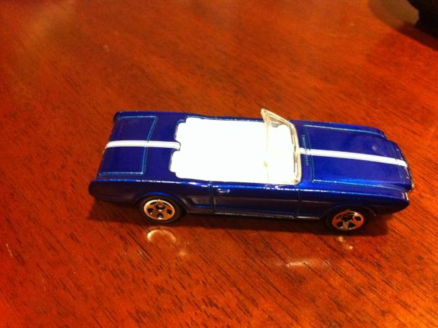 ’63 Ford Mustang II Concept - 2011 HW Premiere toy car collectible - Main Image 2