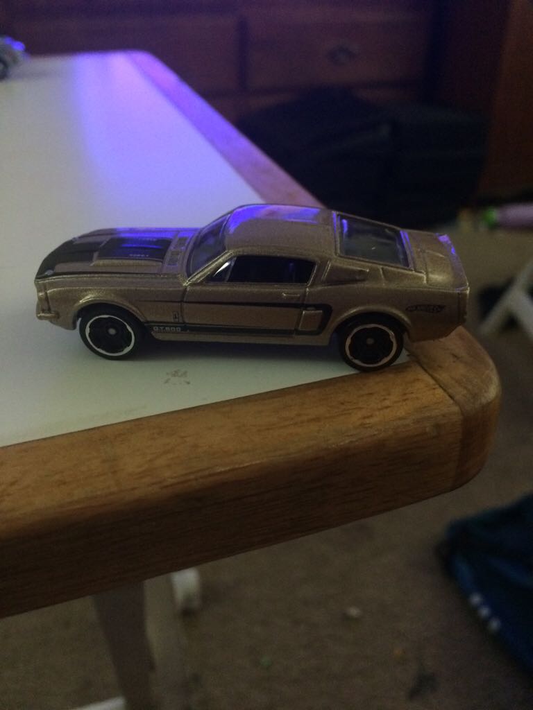 ’67 Shelby GT-500 - Muscle Mania ’11 toy car collectible - Main Image 2