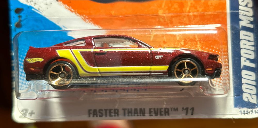 2010 Ford Mustang GT - Faster Than Ever ’11 toy car collectible - Main Image 4
