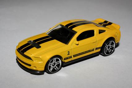 ’10 Ford Shelby GT500 - 2010 - HW PREMIERE toy car collectible - Main Image 2
