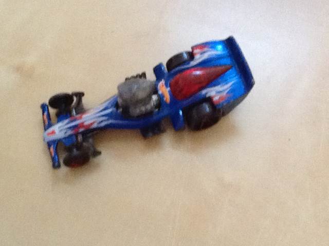 Madfast Keys To Speed Long Card - 2010 HW Racing toy car collectible - Main Image 2