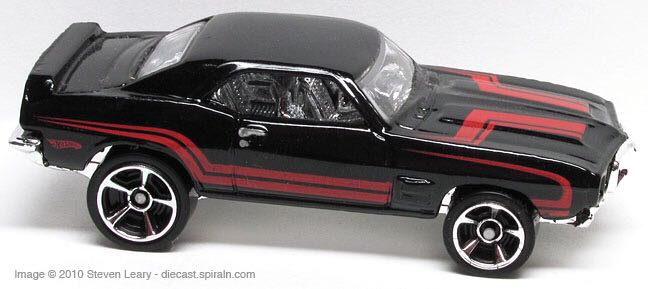 10/10 ‘69 Pontiac Firebird T/A - 2010 - HW Muscle Mania™️ toy car collectible - Main Image 2