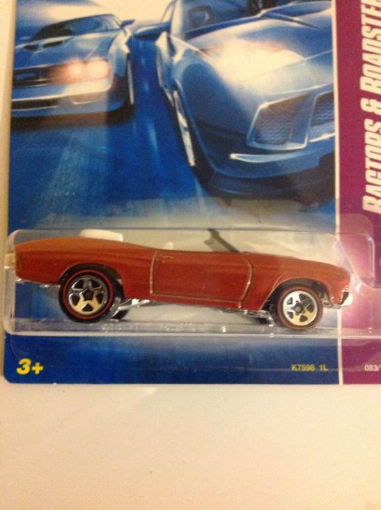 ‘70 Chevelle - 2007 Ragtops And Roadsters toy car collectible - Main Image 2