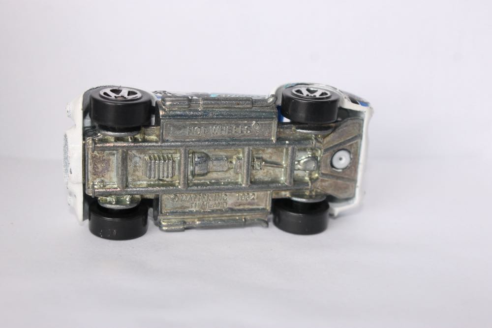 Shelby Cobra 427 S/C - Speed Blaster Series toy car collectible - Main Image 4