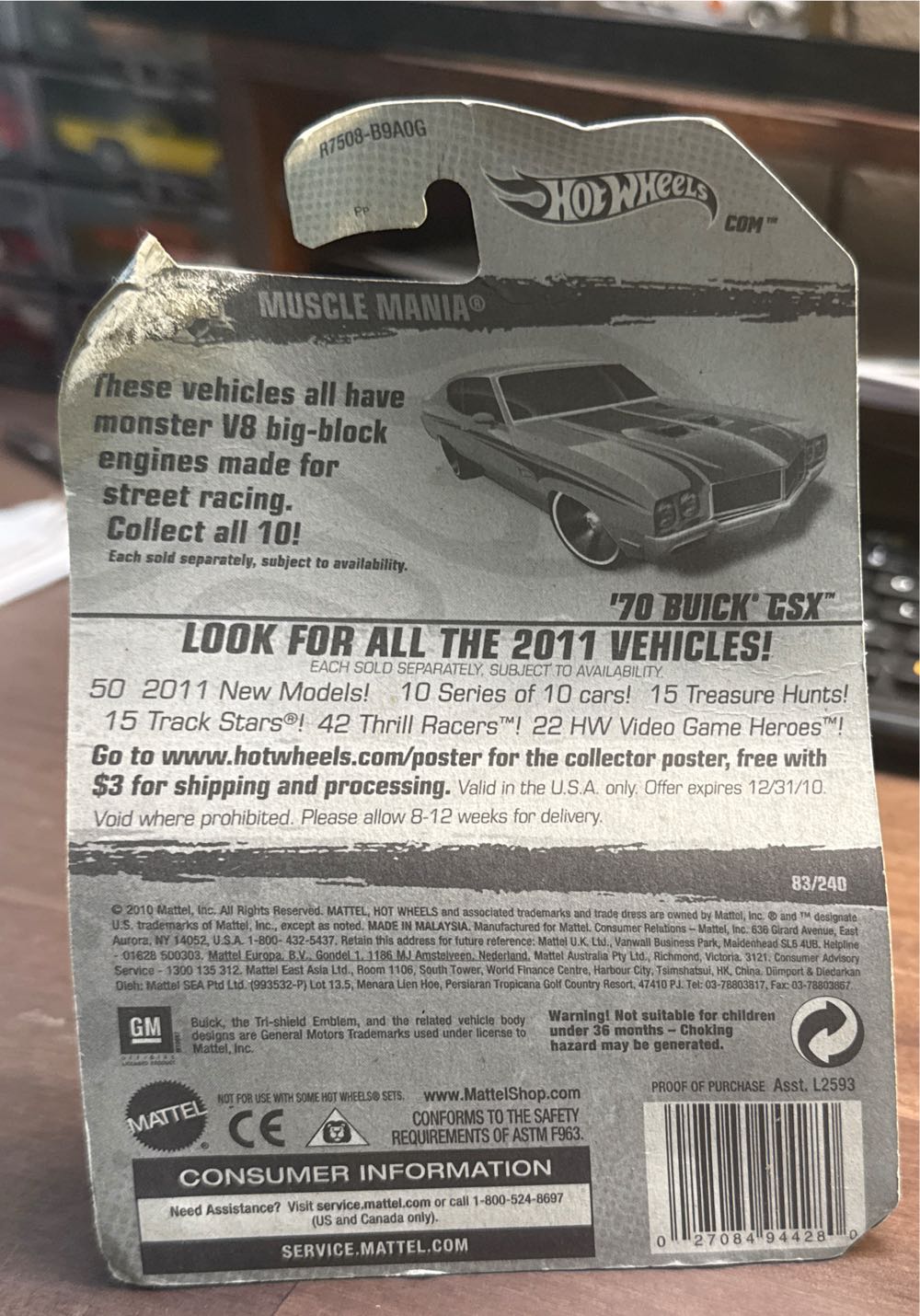 Buick GSX ‘70 Orange R7508-B7A0 - Muscle Mania ’11 toy car collectible - Main Image 3