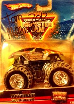 Maximum Destruction - Monster Jam toy car collectible - Main Image 1