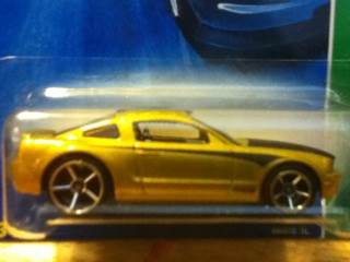 Ford Mustang GT - 2008 Treasure Hunt toy car collectible - Main Image 1