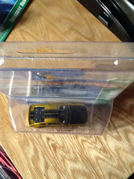 Ford Mustang GT - 2008 Treasure Hunt toy car collectible - Main Image 2