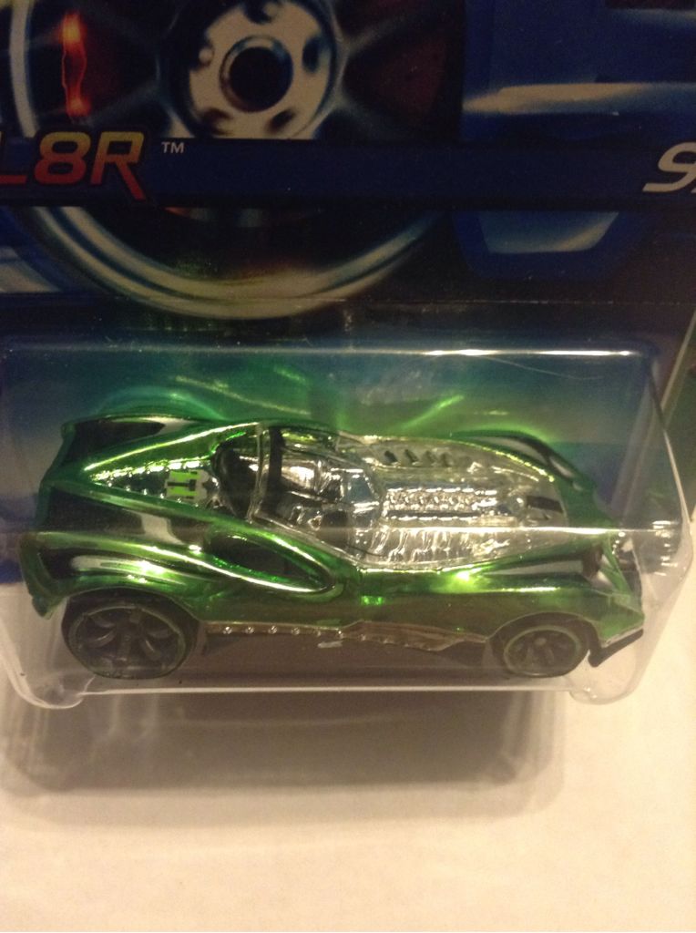 CUL8R - T-Hunt toy car collectible - Main Image 2
