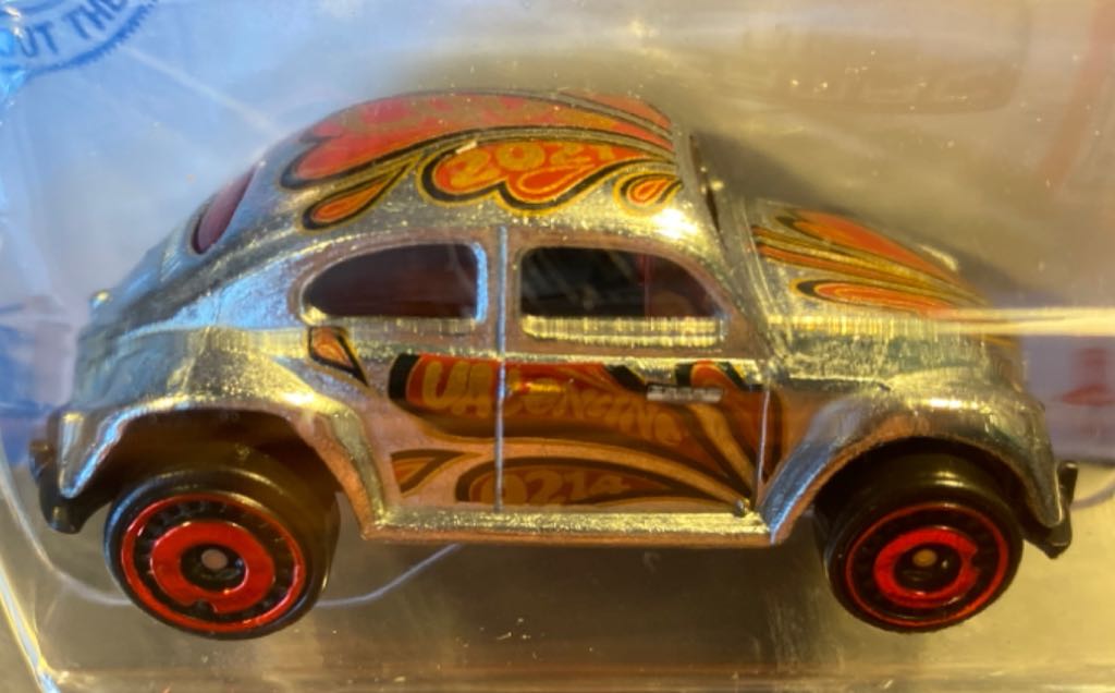 Volkswagen Beetle - HW Holiday Racers toy car collectible - Main Image 2