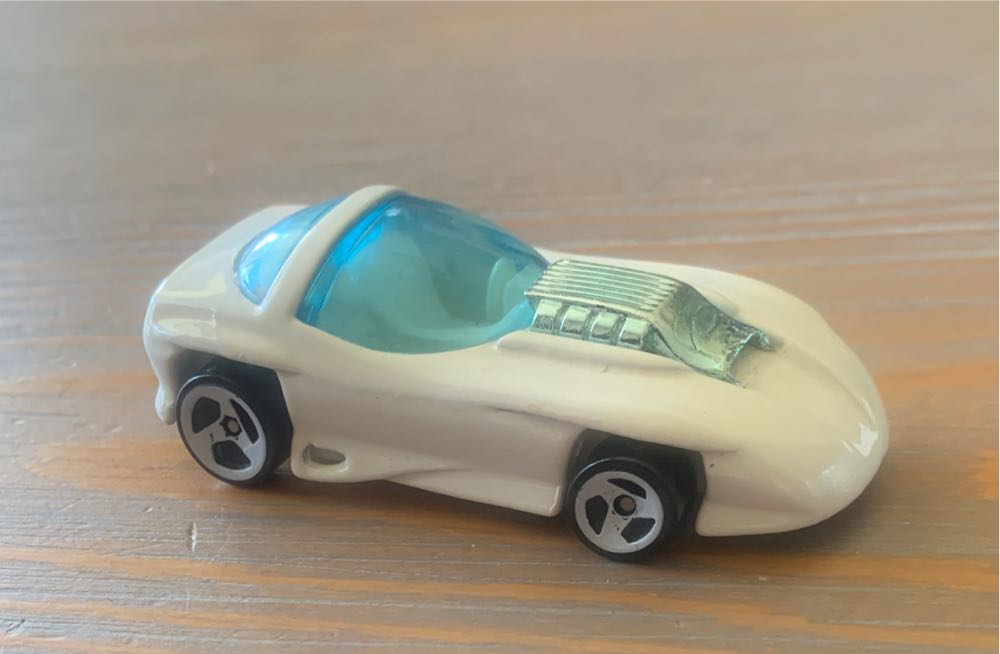 Silhouette II Treasure Hunt - 1997 Treasure Hunt Series toy car collectible - Main Image 3