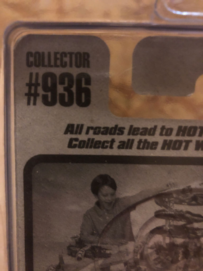 Jaguar D-Type - 1999 Treasure Hunt toy car collectible - Main Image 2