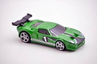 Ford GT LM - HW Racing toy car collectible - Main Image 2