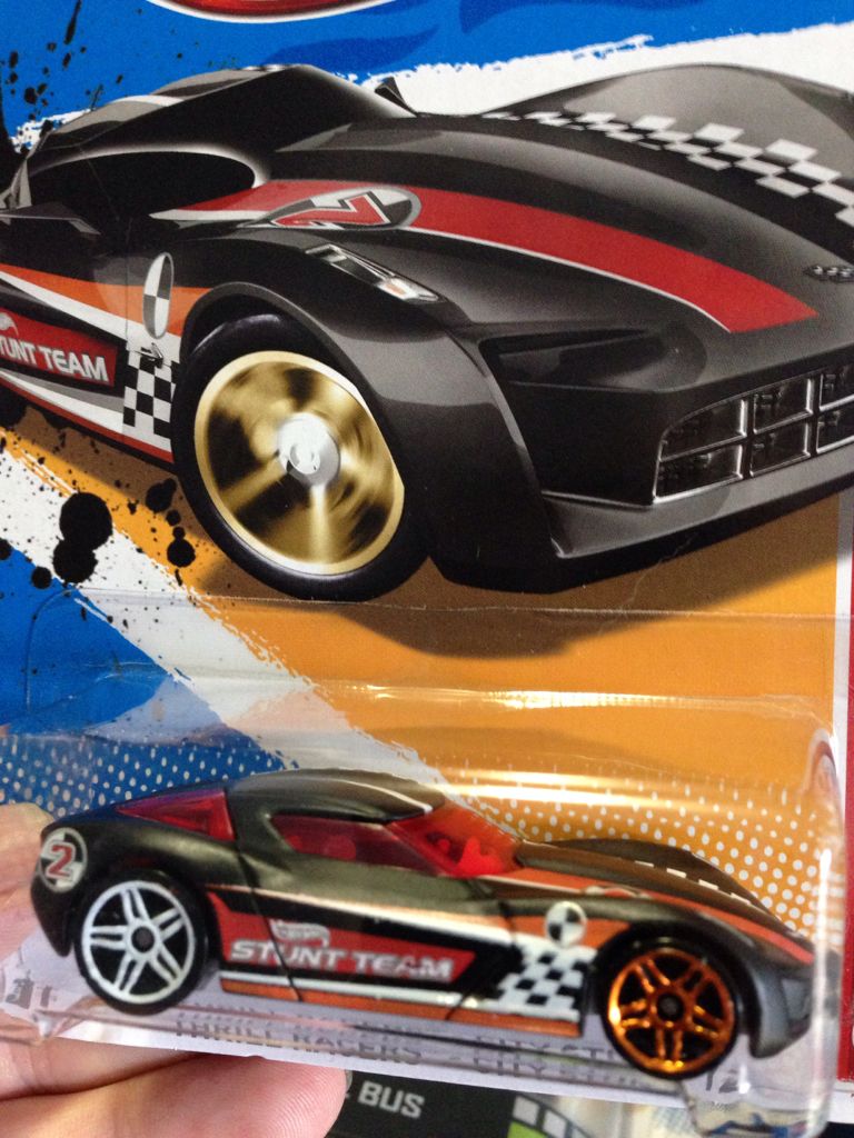 2009 Corvette Stingray Concept - Thrill Racers - City Stunt 12 toy car collectible - Main Image 2