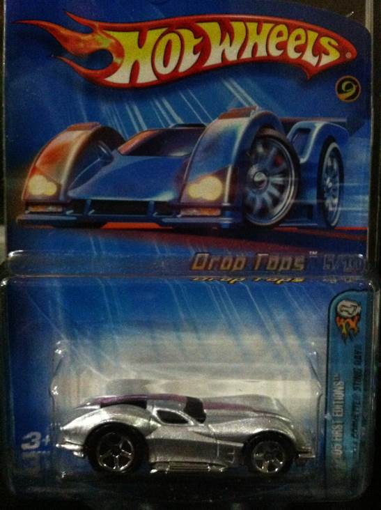 1963 Corvette Sting Ray - 2005 First Editions toy car collectible - Main Image 2