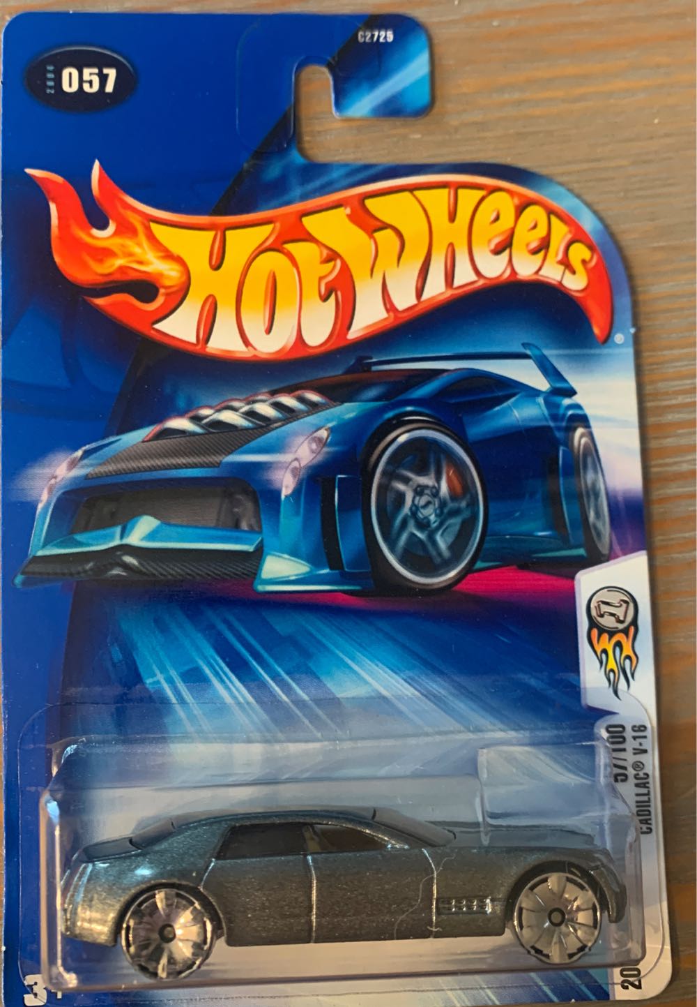 Cadillac V-16 - 2004 First Editions toy car collectible - Main Image 3