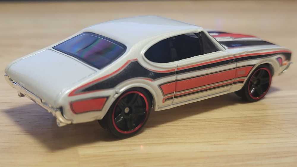6/10 Olds 442 - 2009 - HW Muscle Mania™️ toy car collectible - Main Image 2