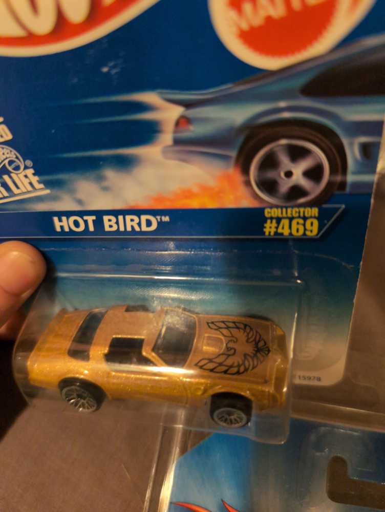 Hot Bird - Hot Wheels toy car collectible - Main Image 2