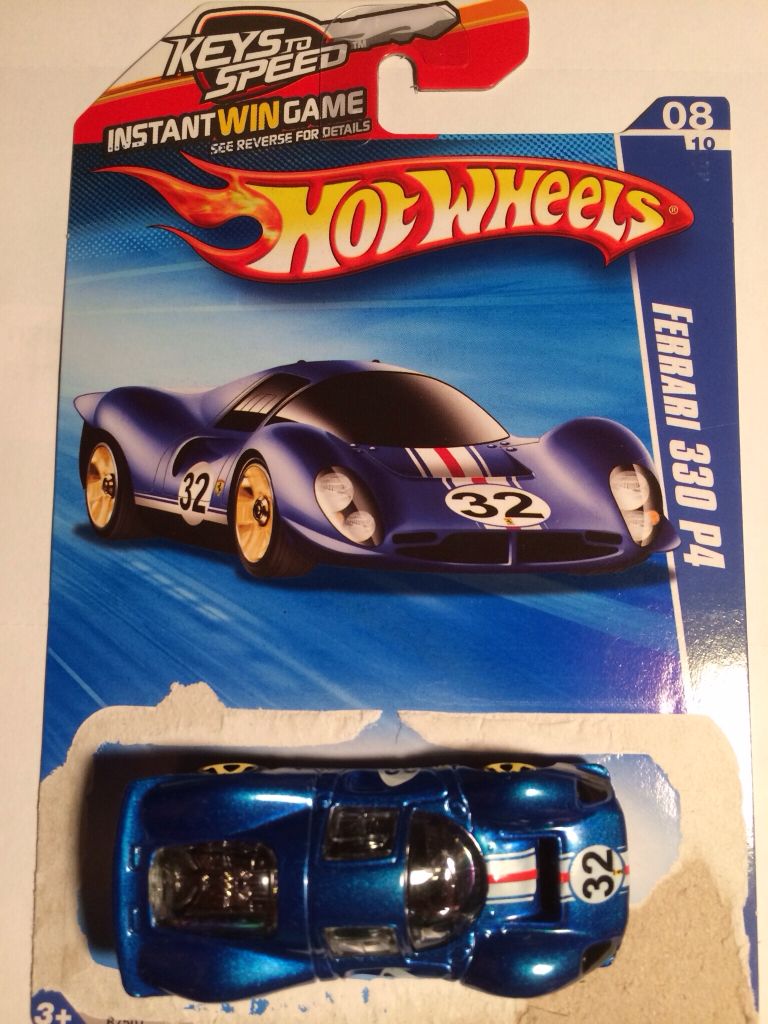 Ferrari 330 P4 - 2010 Hot Wheels toy car collectible - Main Image 2