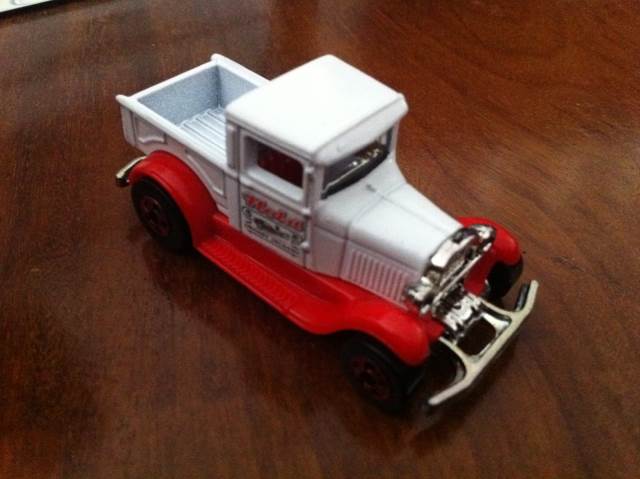 Ford ‘29 Pickup - The Hot Ones toy car collectible - Main Image 2