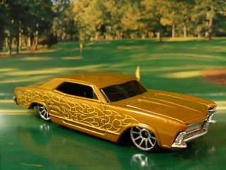 1964 Buick Riviera - Hotwheels toy car collectible - Main Image 2