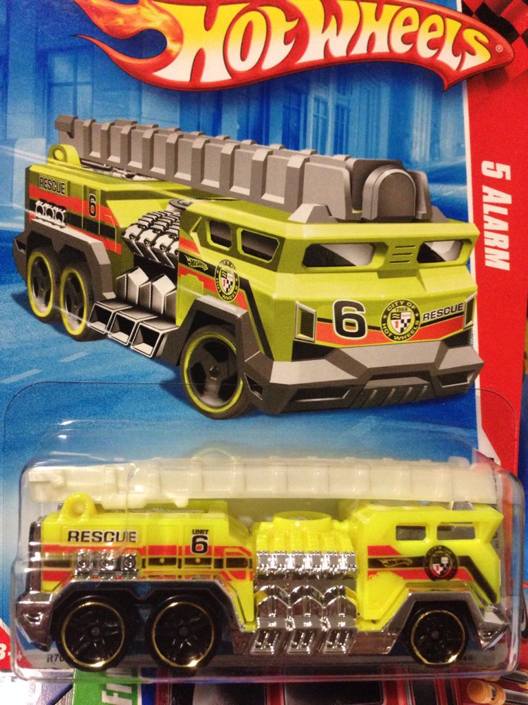 5 Alarm - Race World 2010 toy car collectible - Main Image 2