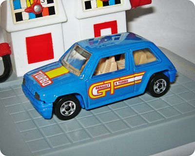 Renault 5 Turbo  toy car collectible - Main Image 2