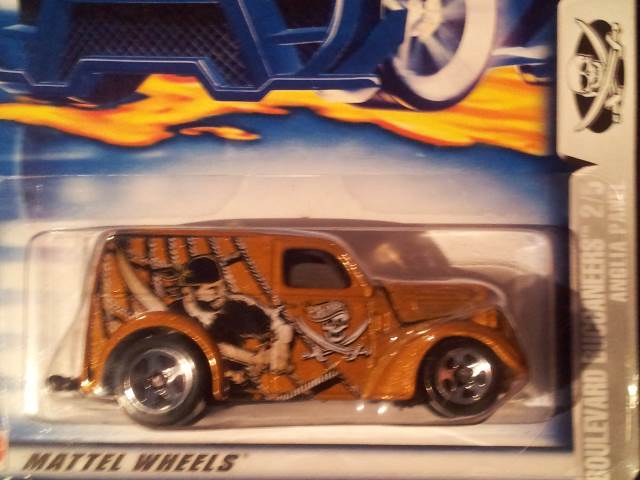 Anglia Panel - Boulevard Buccaneers toy car collectible - Main Image 2