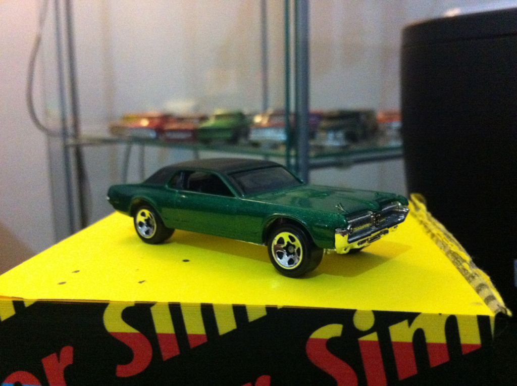 1968 Mercury Cougar (short Card) - Mainline toy car collectible - Main Image 2