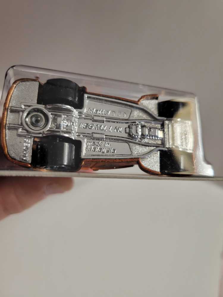 ’41 Willys - Treasure Hunt ’12 toy car collectible - Main Image 3