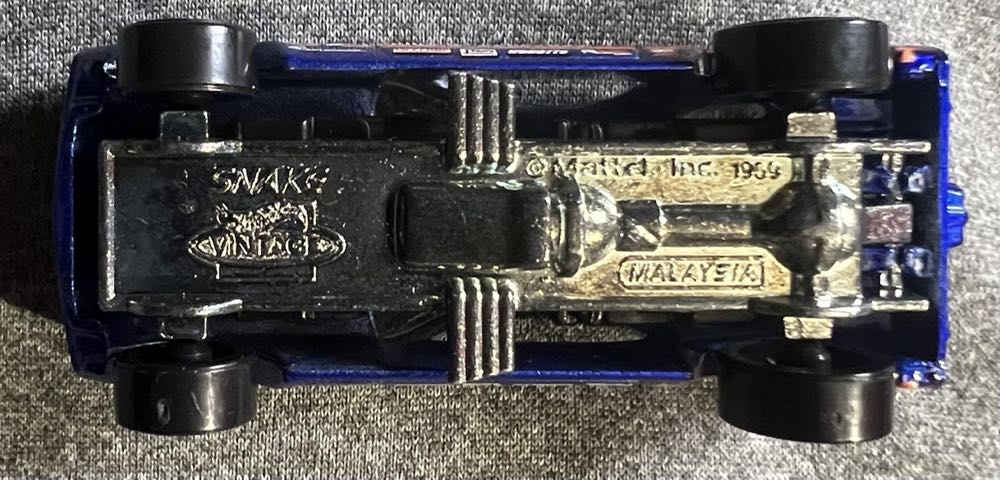 Plymouth Barracuda - Mainline®️ toy car collectible - Main Image 3