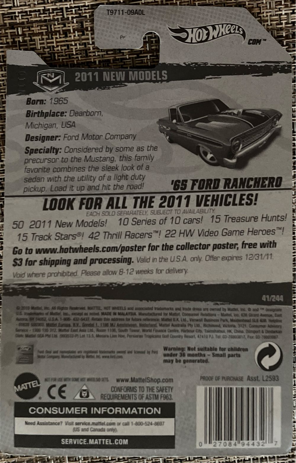 Ford Ranchero ‘69 Red T9711-09A0L - 2011 New Models toy car collectible - Main Image 2