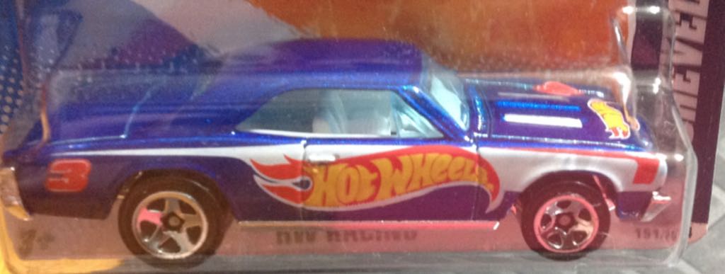 HW Loose: RACING ‘11 - ‘67 CHEVELLE SS 396 toy car collectible - Main Image 2