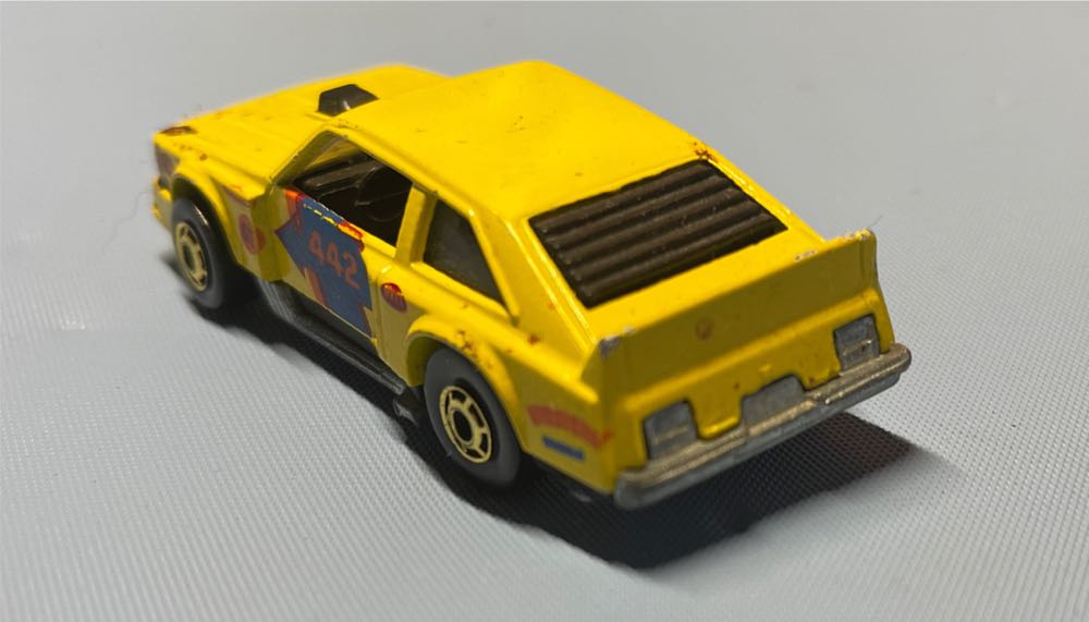 Flat Out 442 (m) - 1983 Hot Wheels Hot Ones toy car collectible - Main Image 3