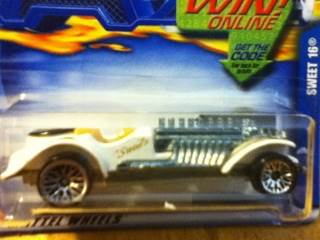 Sweet 16 - HW Mainline toy car collectible - Main Image 1