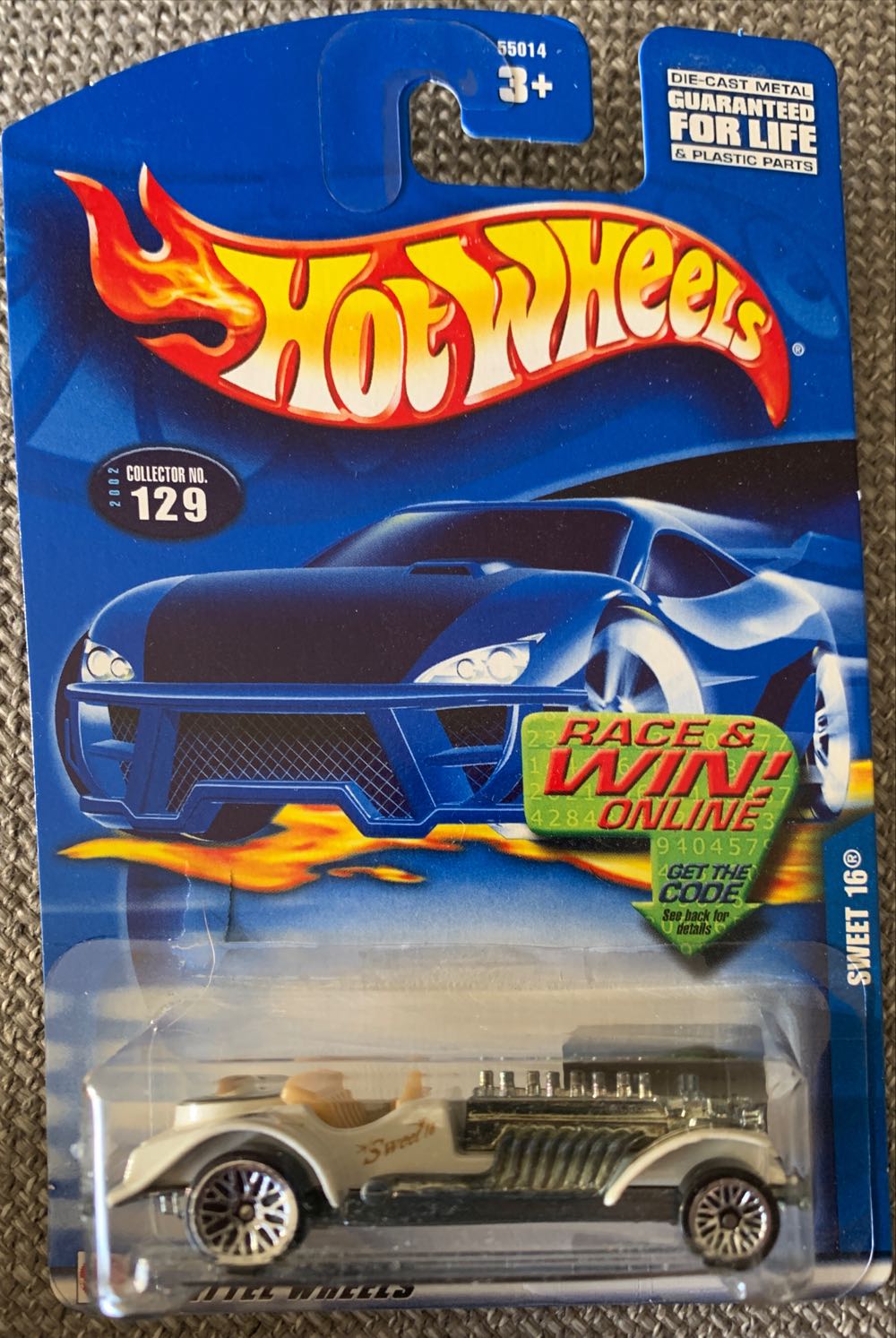 Sweet 16 - Chuck E. Cheese Special Edition toy car collectible - Main Image 2
