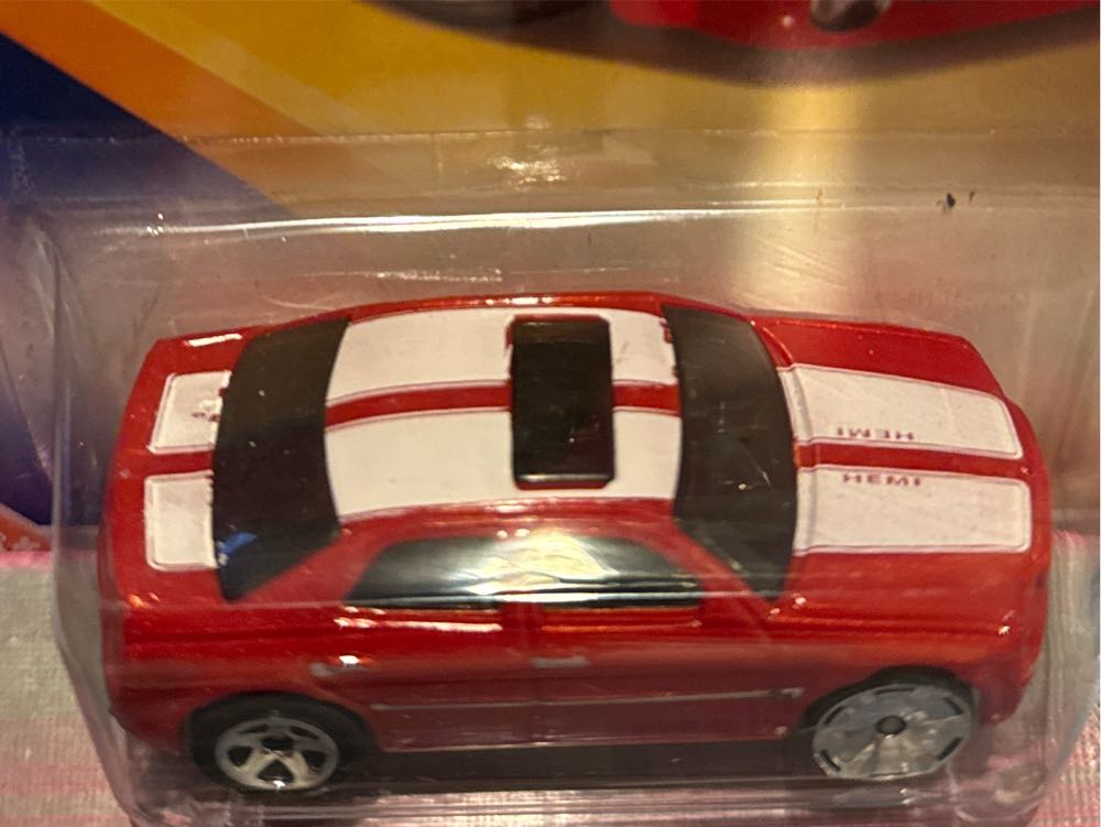 Chrysler HEMI 300C Error - Error toy car collectible - Main Image 4