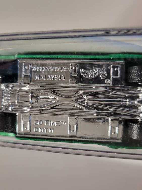 So Fine - 2001 Treasure Hunt toy car collectible - Main Image 3