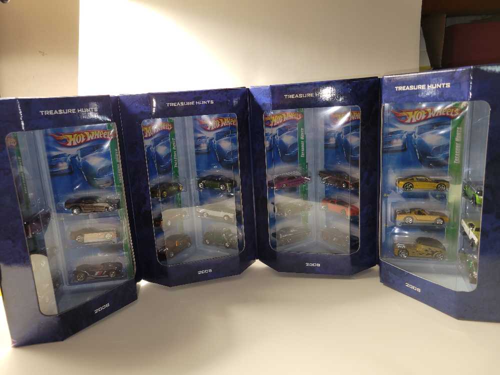 Hot Bird - Trea$ure Hunt$ 2008 toy car collectible - Main Image 3