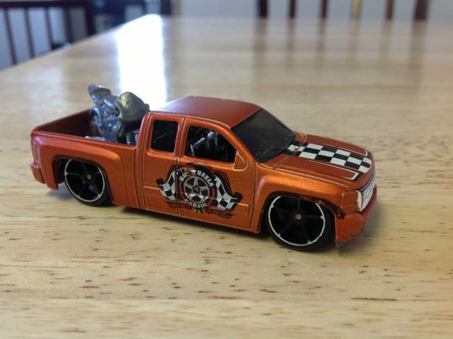 Chevy Silverado - 2007 New Models toy car collectible - Main Image 2