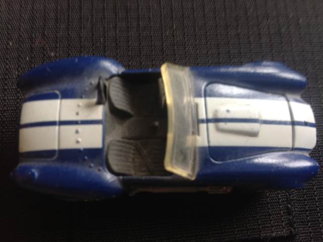 Classic Cobra - Real Riders toy car collectible - Main Image 2