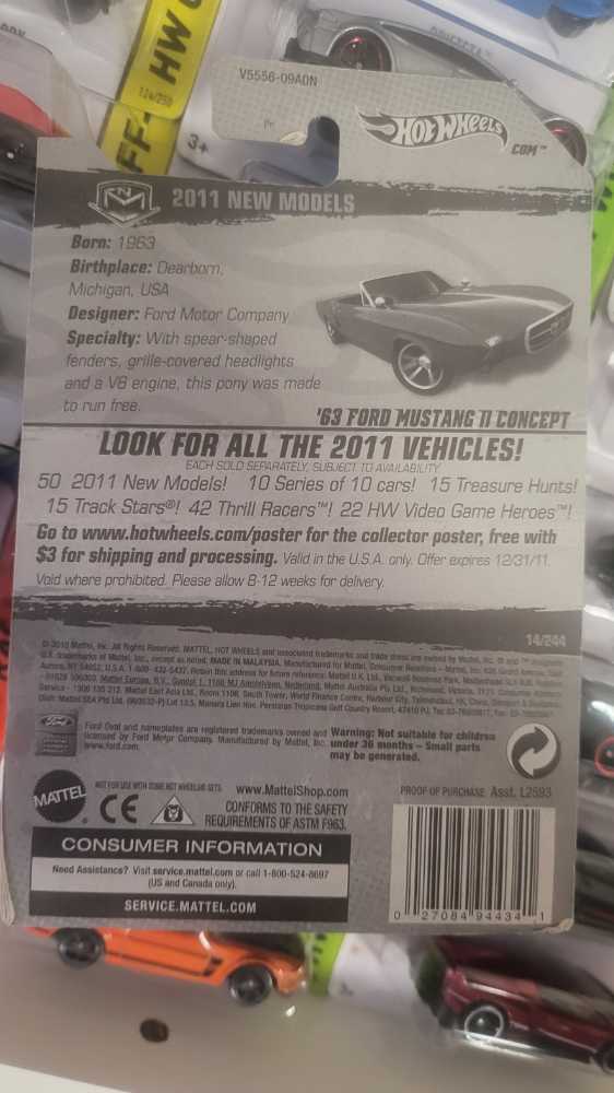 14/50 ’63 Ford Mustang II Concept - 2011 - HW New Models toy car collectible - Main Image 2