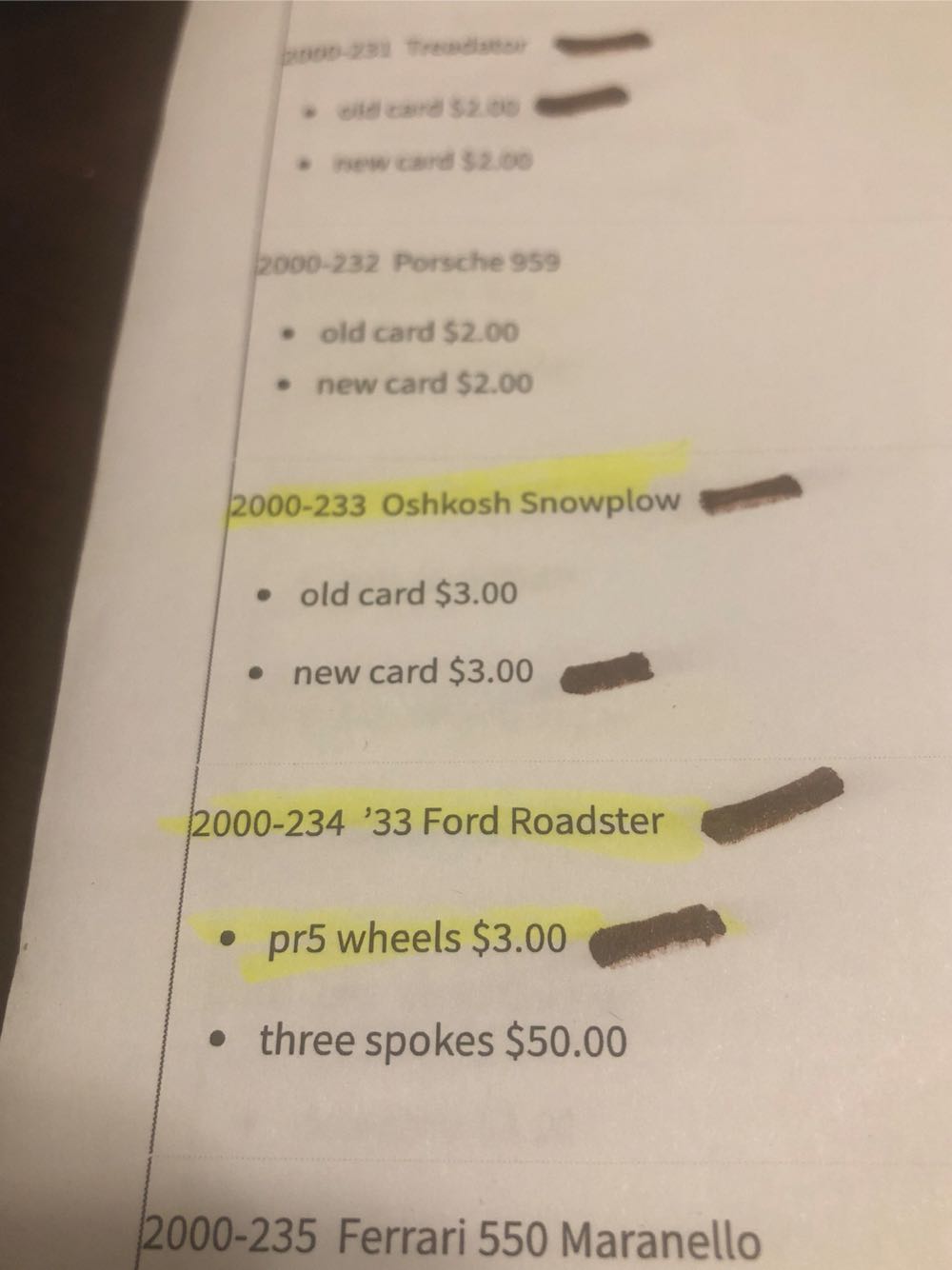 33 Ford Roadster - HW Flames toy car collectible - Main Image 3