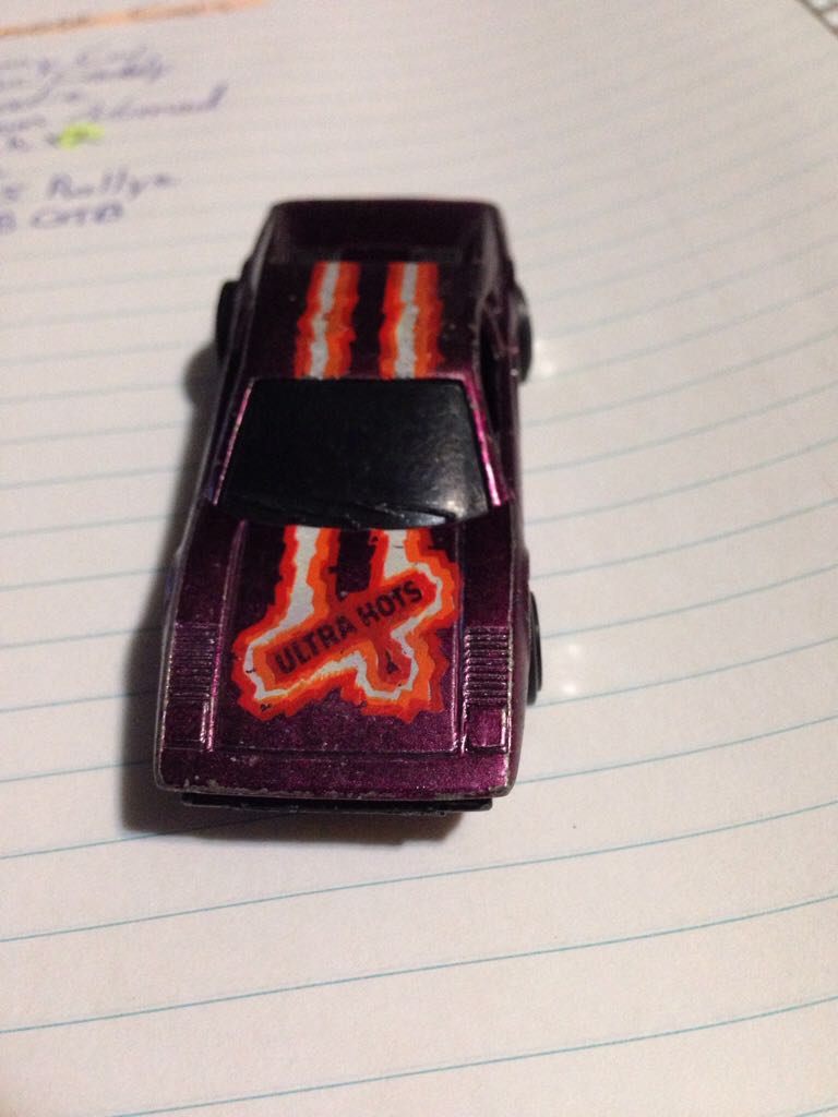 Quick Trik - Ultra Hots toy car collectible - Main Image 2